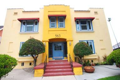 Main picture of 563 N Heliotrope Dr