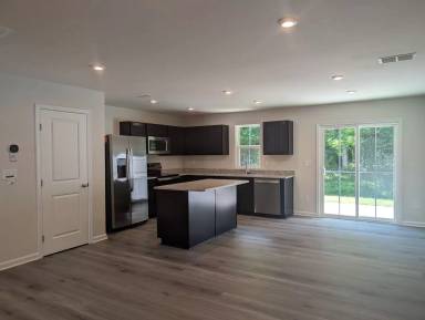 Main picture of 2019 Stephens Farm Dr