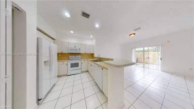 Main picture of 2231 SE 26th Ln
