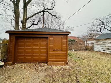 Main picture of 8841 Cloverlawn St