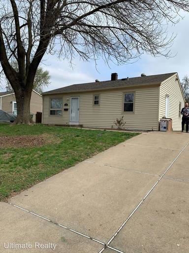 Main picture of 2465 Hawthorne Manor Dr