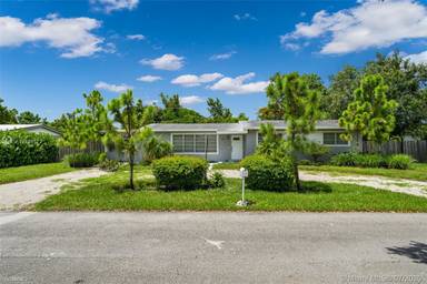 Main picture of 9221 SW 167th Ter