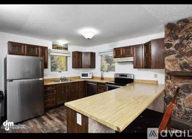 Main picture of 1107 Broaddus St