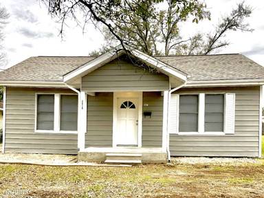 Main picture of 2416 Avenue A