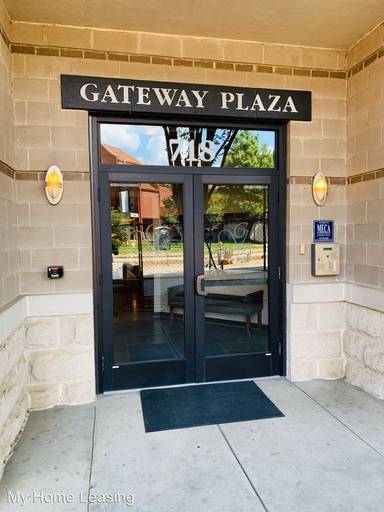 Main picture of Gateway Plaza