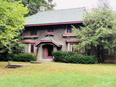 Main picture of 1450 East Ave