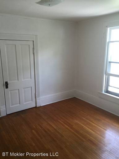 Main picture of 802 Washington Ave