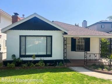 Main picture of 8336 Regis Way