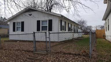 Main picture of 1237 S Ohio St