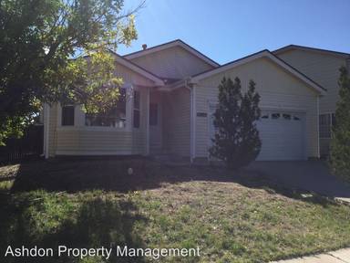 Main picture of 4920 Dillon St