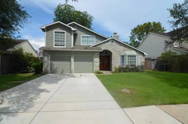 Main picture of 15415 Woodhorn Dr