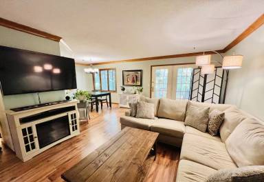 Main picture of 3563 Blue Jay Way