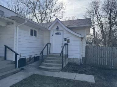 Main picture of 1317 Cruft St