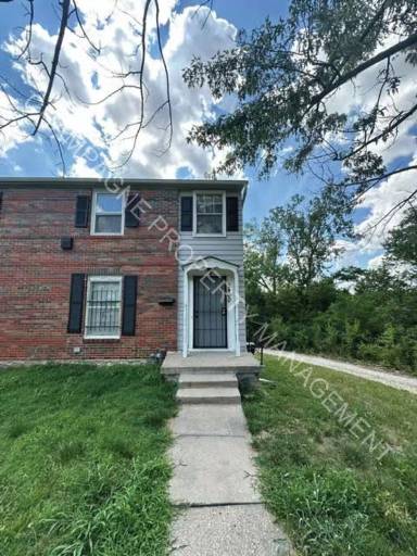 Main picture of 5402 Swope Pkwy