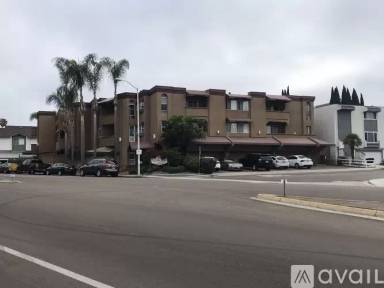 Main picture of 5051 La Jolla Blvd
