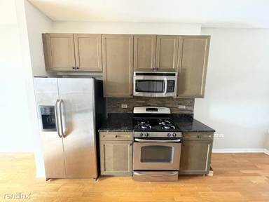 Main picture of 511 W Division St