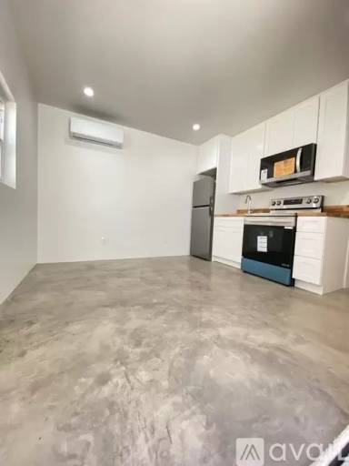 Main picture of 2027 Lincoln Ave