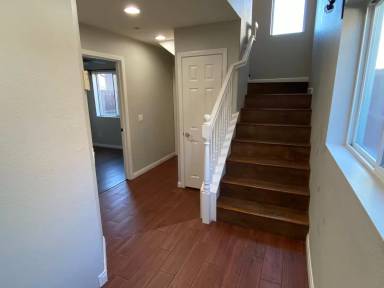 Main picture of 6380 Akins Ave