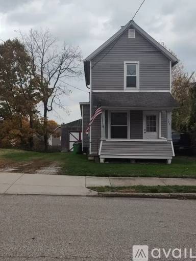 Main picture of 145 21st St NW