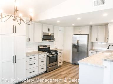Main picture of 2286 Levante St
