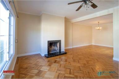 Main picture of 1671 Cayuga Ave