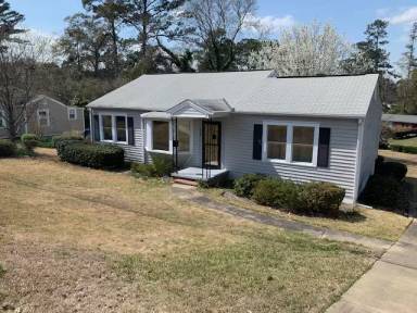 Main picture of 4379 Macon Rd