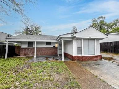 Main picture of 4146 Rhodes Ave