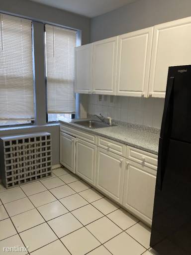 Main picture of 4409 Palisade Ave