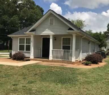 Main picture of 107 Summeral St