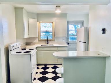 Main picture of 3202 Blair Blvd