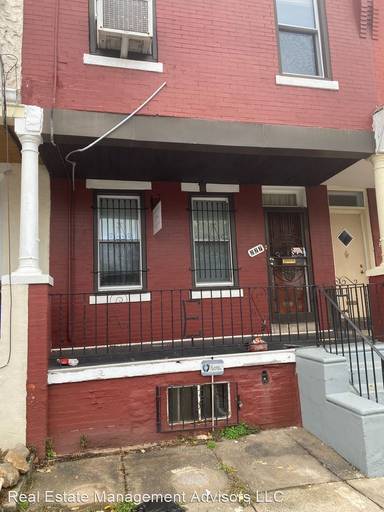 Main picture of 227 N 62nd St