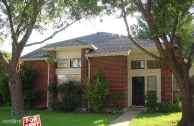 Main picture of 7816 Vienna Dr