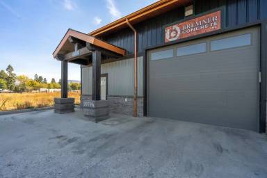 Main picture of 9979 N Lyle Loop