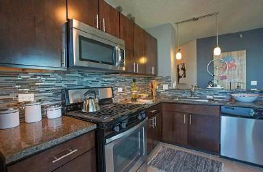 Main picture of 305 E Ohio