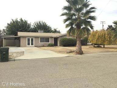 Main picture of 2408 W Park Dr