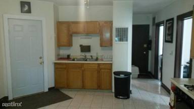 Main picture of 2545 W Ainslie St