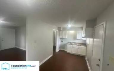 Main picture of 732 Tampa Ave