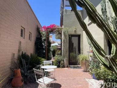 Main picture of 208 S Avenida del Sembrador