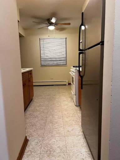 Main picture of 3057 N Narragansett Ave