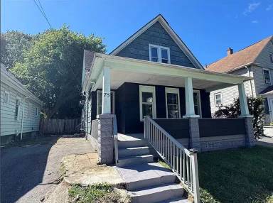 Main picture of 75 Van Stallen St