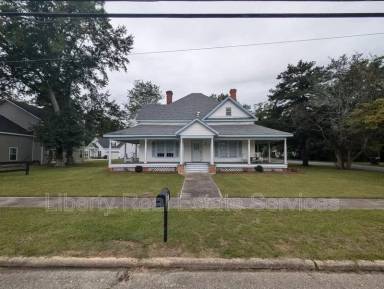 Main picture of 414 N Caswell St