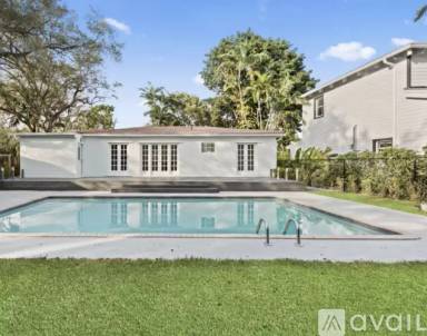Main picture of 4080 Hardie Ave