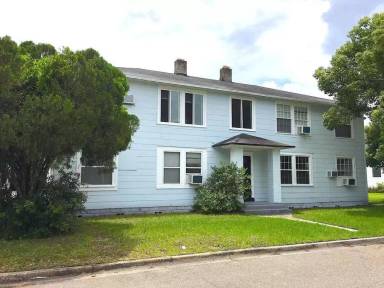 Main picture of 680 E 64th St