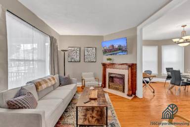 Main picture of 1560 Delaware Ave