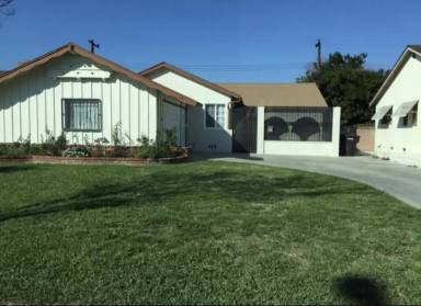 Main picture of 10063 Faywood St