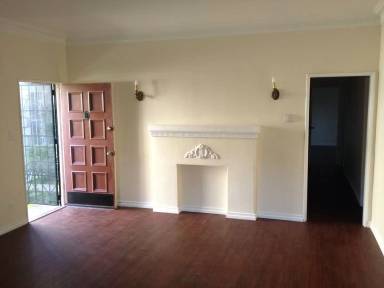 Main picture of 140 S Harper Ave