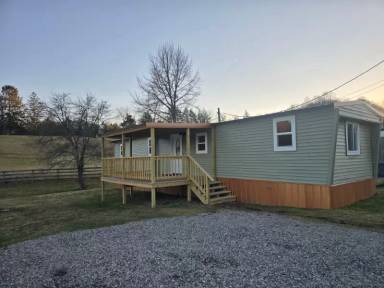 Main picture of 304 Townsend Dr