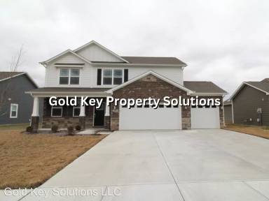 Main picture of 140 Waterford Ct
