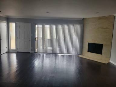 Main picture of 5232 Fairview Blvd