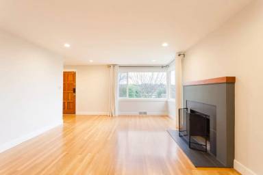 Main picture of 3046 13th Ave W